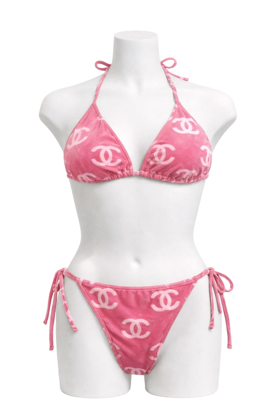 PRETTY IN PINK